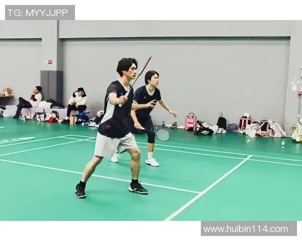 杭州羽毛球队配合问题引发热议球员间默契与战术选择成焦点